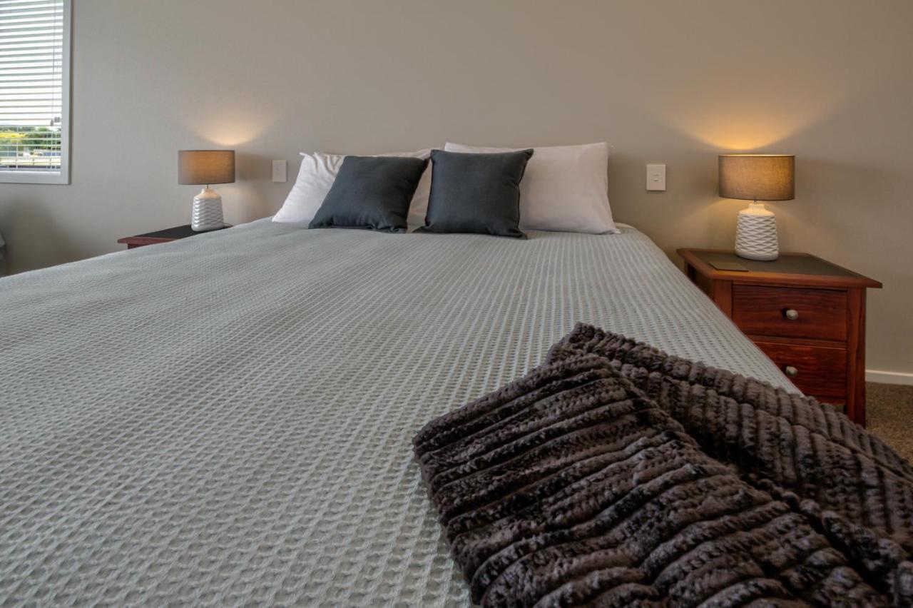 Annies On Milford Motel Te Anau Dış mekan fotoğraf